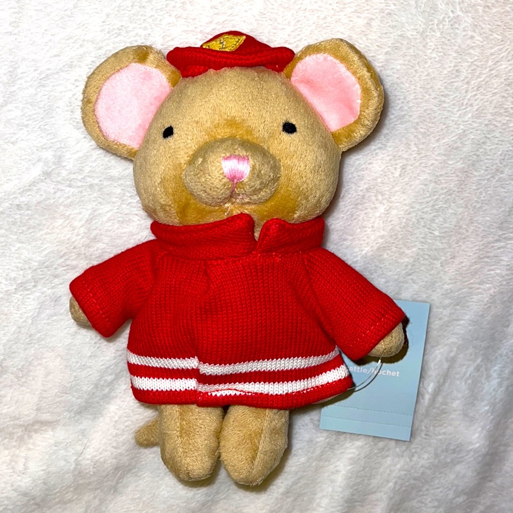 NWT GYMBOREE SNOW COZY PLUSH FIREMAN MOUSE RATTLE LOVEY TOY NEW